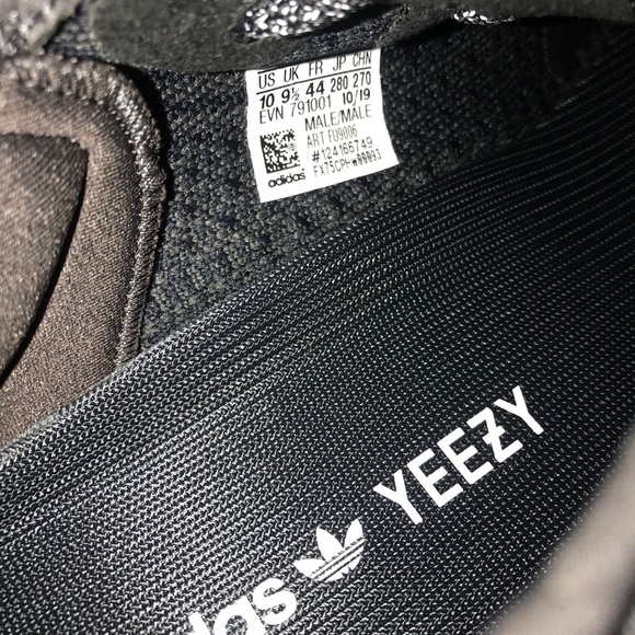 YEEZYBOOST 350 v2 - Picture 4 of 5